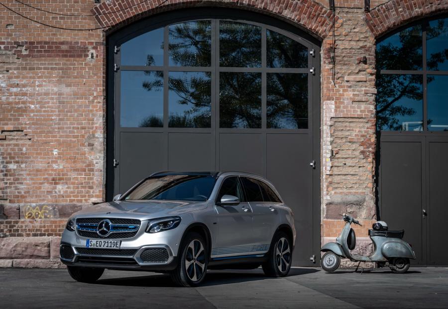  Mercedes-Benz GLC F-Cell 2019 года  (WW) (фото 1 из 40)